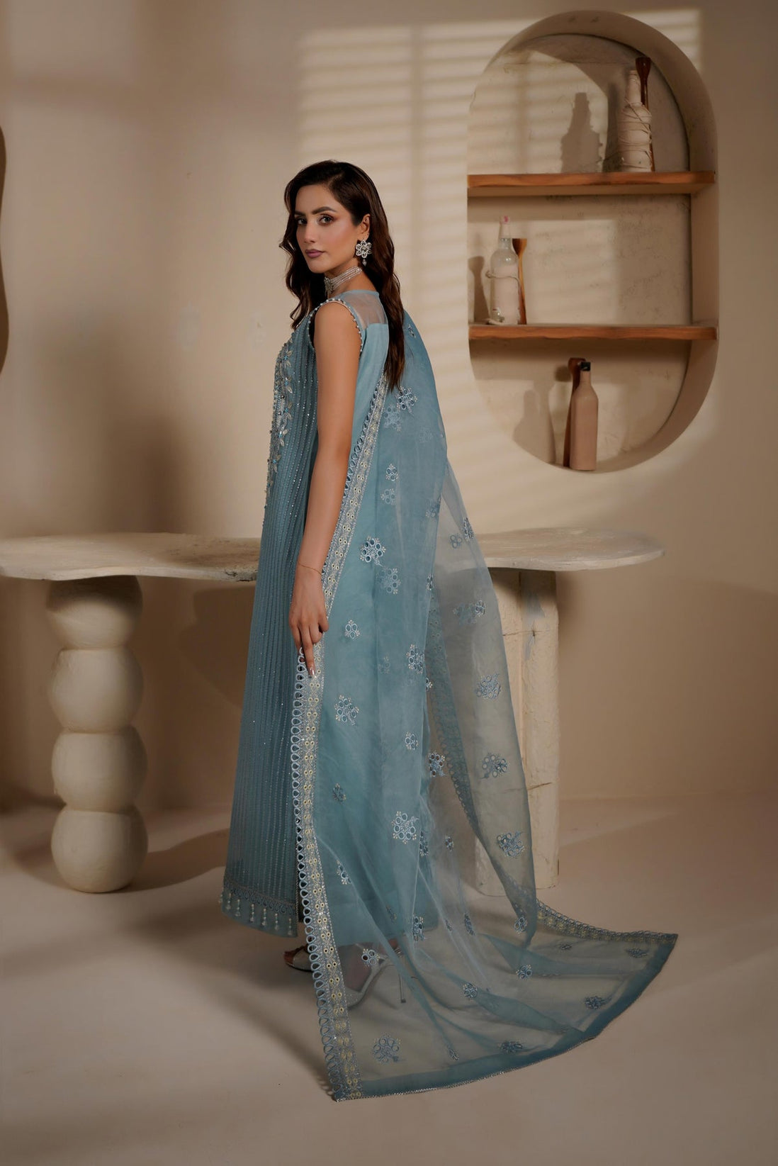 Maryam`s Noir Luxe`25 D#1405