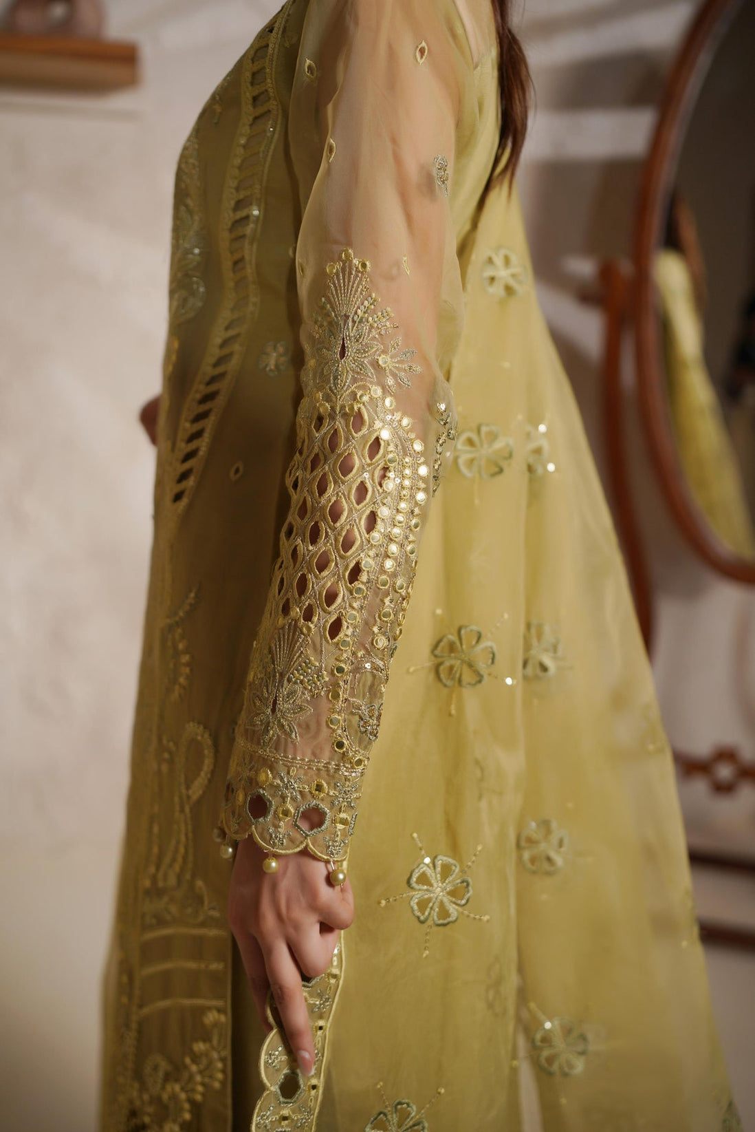 Maryam`s Noir Luxe`25 D#1406