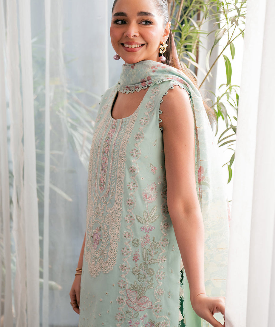 Neeshay Symphony Lawn'25 (Minty)