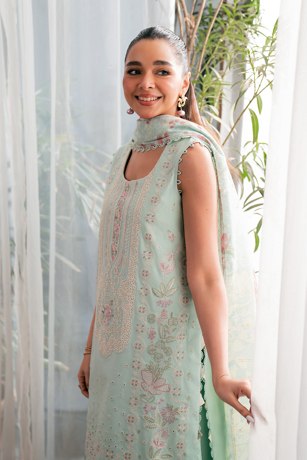 Neeshay Symphony Lawn'25 (Minty)