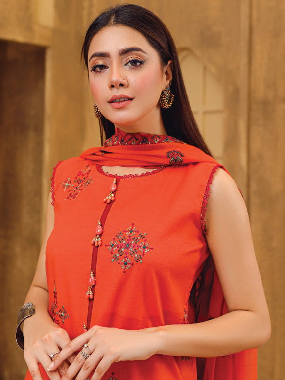 Sanam Saeed Rung Emb Lawn`23 D#09