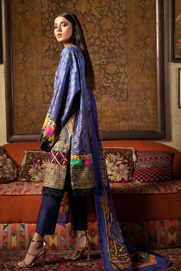 Esha Eshal Luxury Lawn`21 D#13024