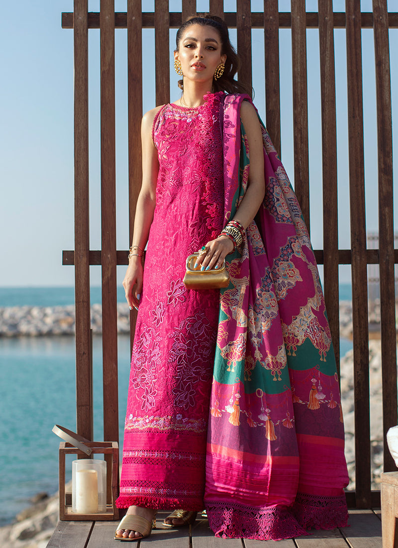 Farah Talib Aziz Lawn`22 D#10