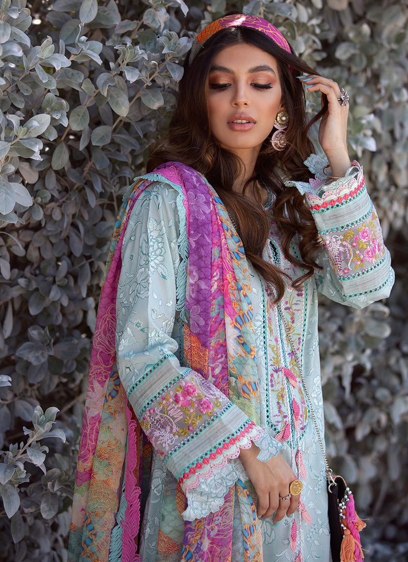 Farah Talib Aziz Lawn`22 D#13