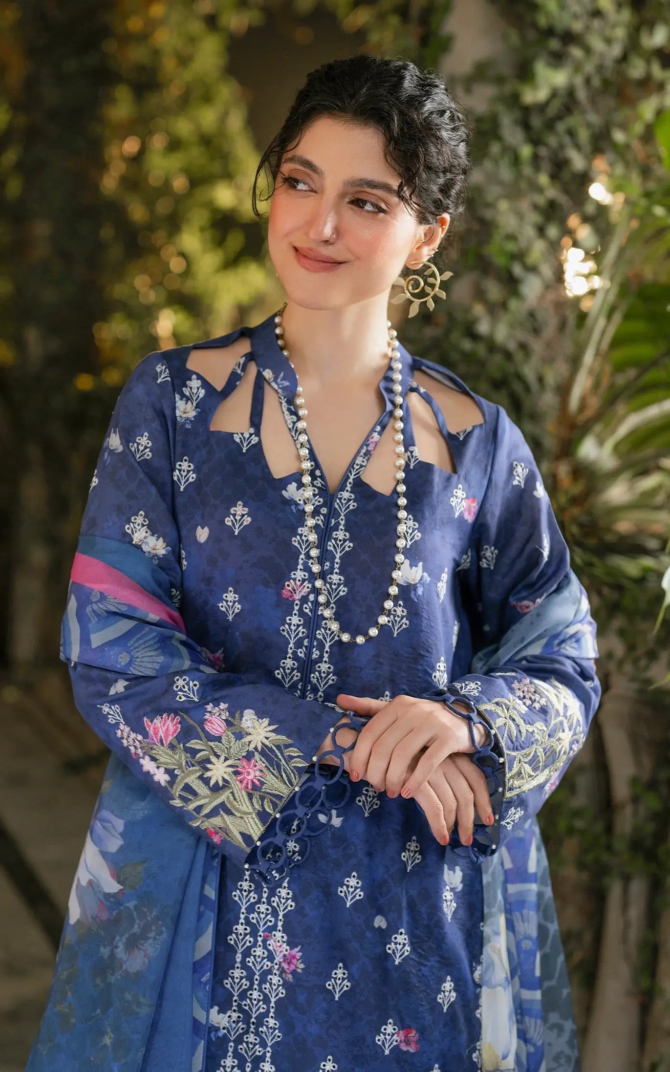 Asifa & Nabeel Gulkari`25 D#05