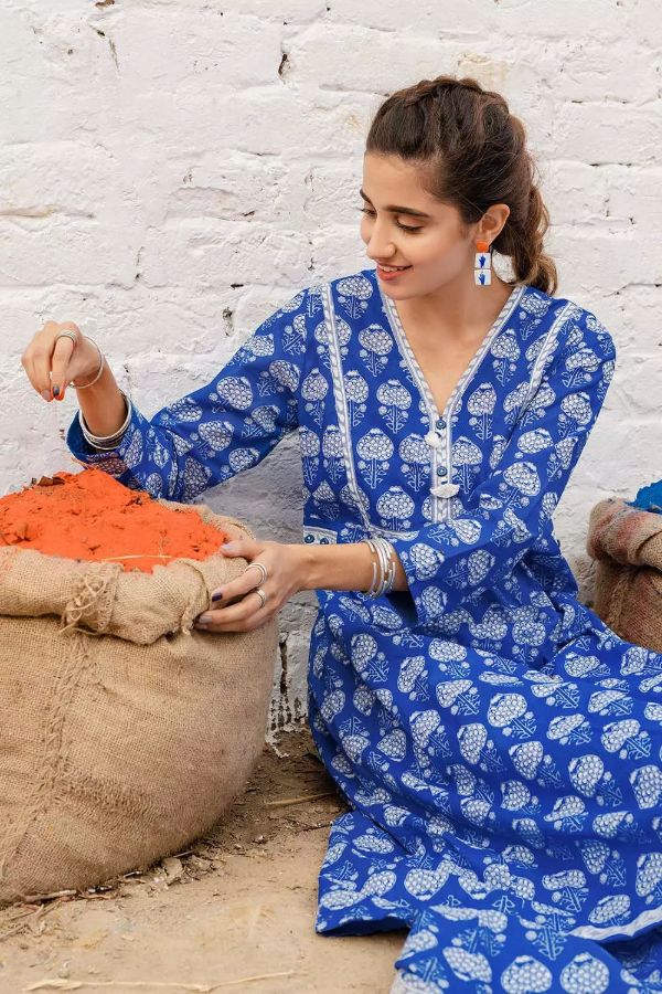 Gul Ahmed Lawn Shirt'21 SL#885A