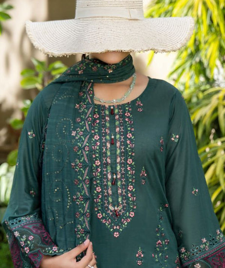 Hafiz Neha Emb Lawn`26 D#07