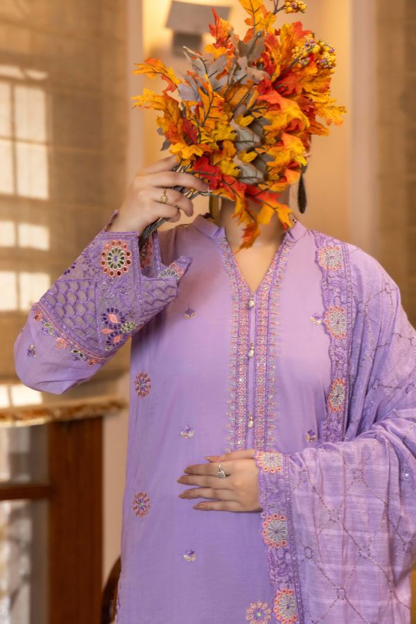 Hafiz Neha Emb Lawn`26 D#09