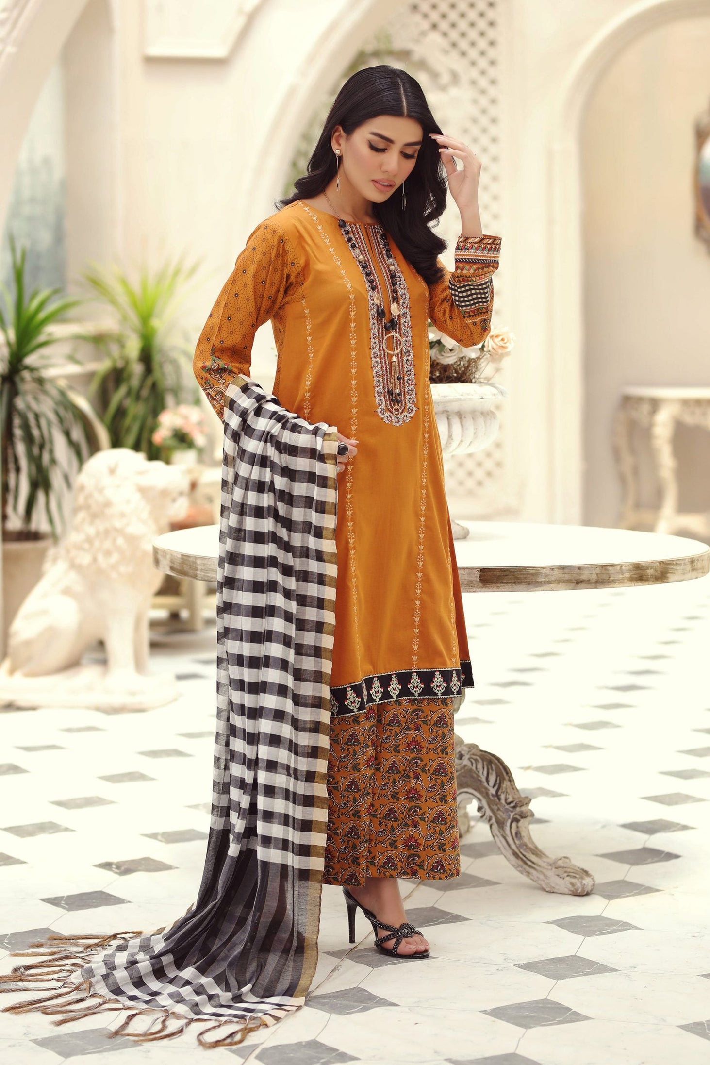 Lakhany Summer Gold Lawn`23 SG#5011