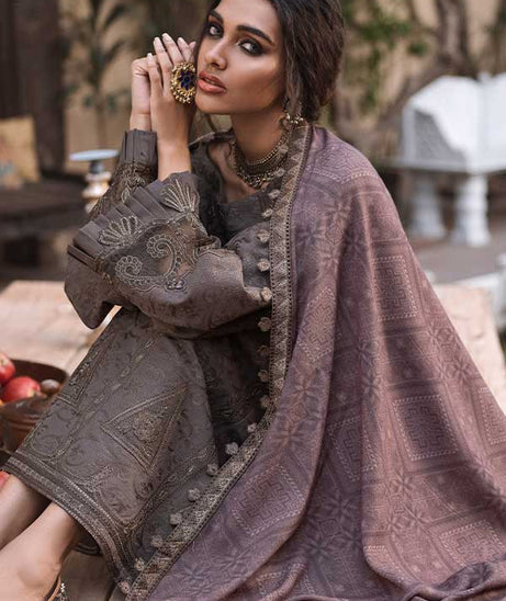 Iznik Riwayat Luxury Winter Collection'22 RC#10