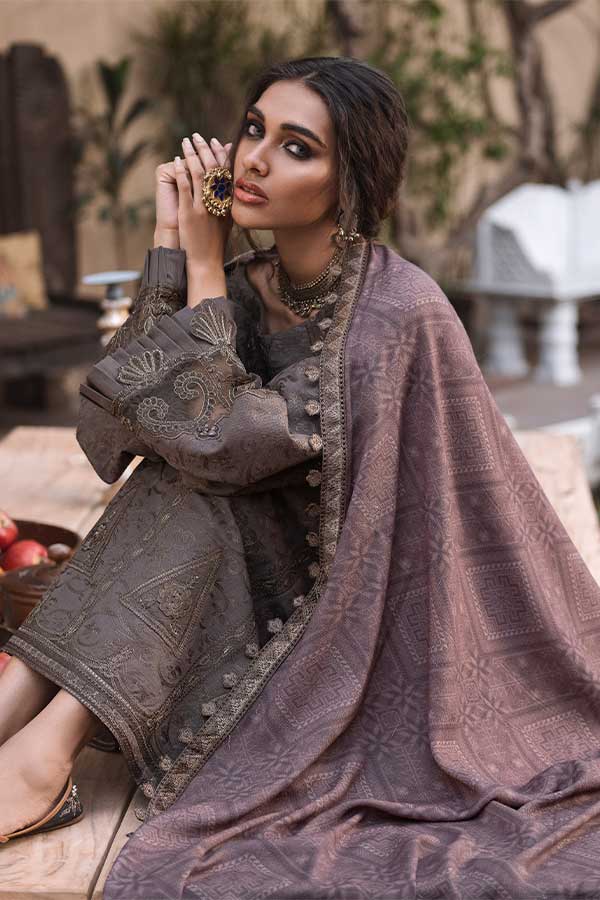 Iznik Riwayat Luxury Winter Collection'22 RC#10