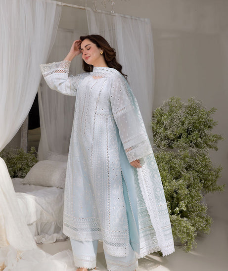 Sobia Nazir Luxury Lawn'25 D# 7A