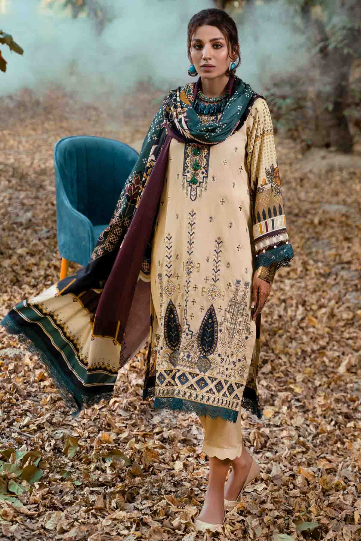 Zara Ali Winter'21 Laraib