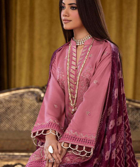 Lala Brocade Emb Wool'25 LW#125
