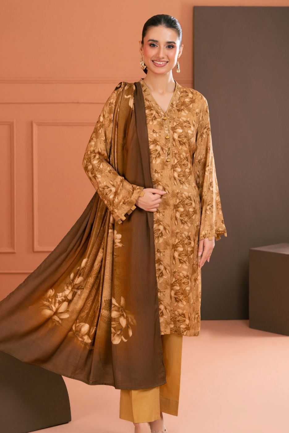 Gul Ahmed Winter`25 LT#52027