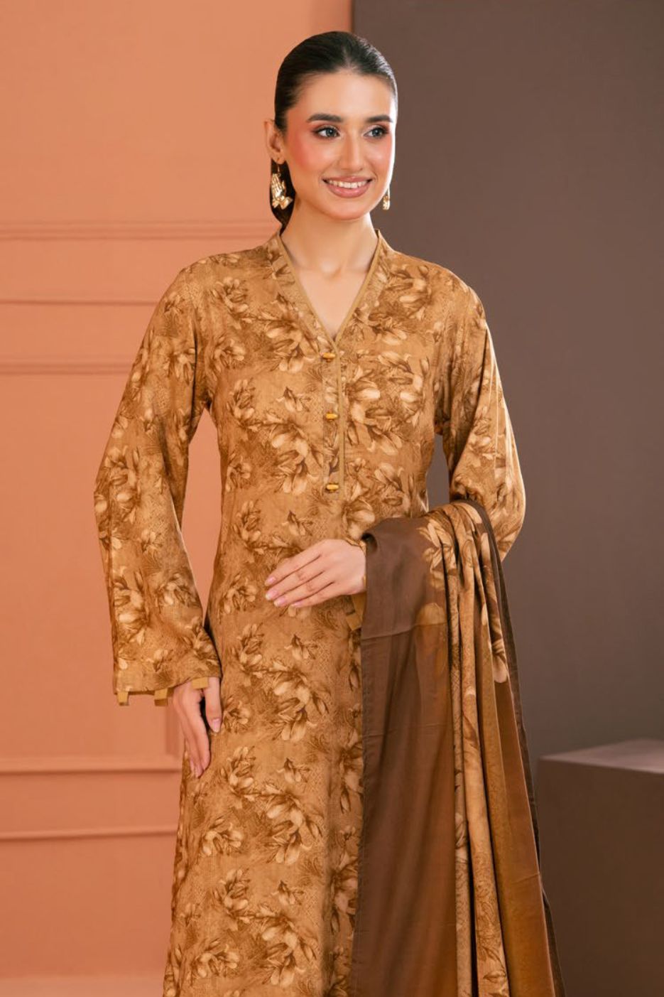 Gul Ahmed Winter`25 LT#52027