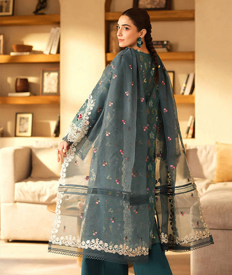 Maryam Hussain Luxury Lawn'25 (Seashell)