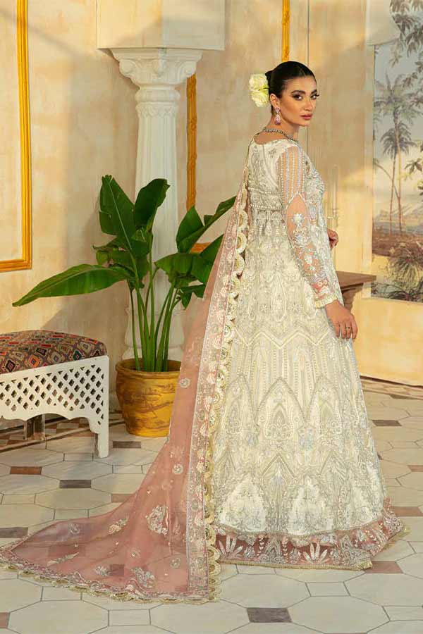 Maryam Hussain Marwa festive'22  NOORBANO