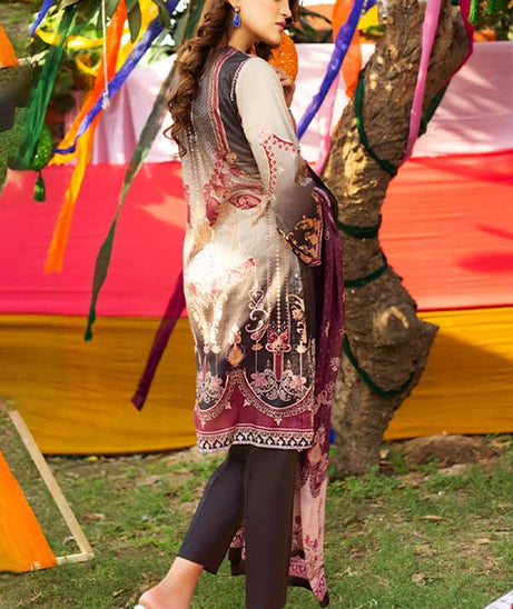 Mehar Emb Lawn Collection'22 D#5290