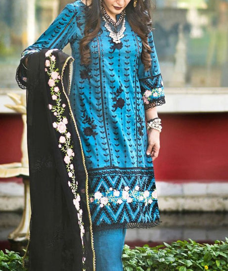 Nazia Malik Lawn Kari`21 D#07