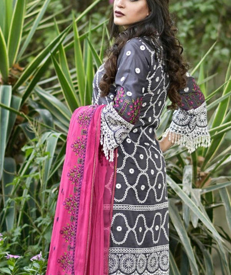 Nazia Malik Lawn Kari`21 D#08
