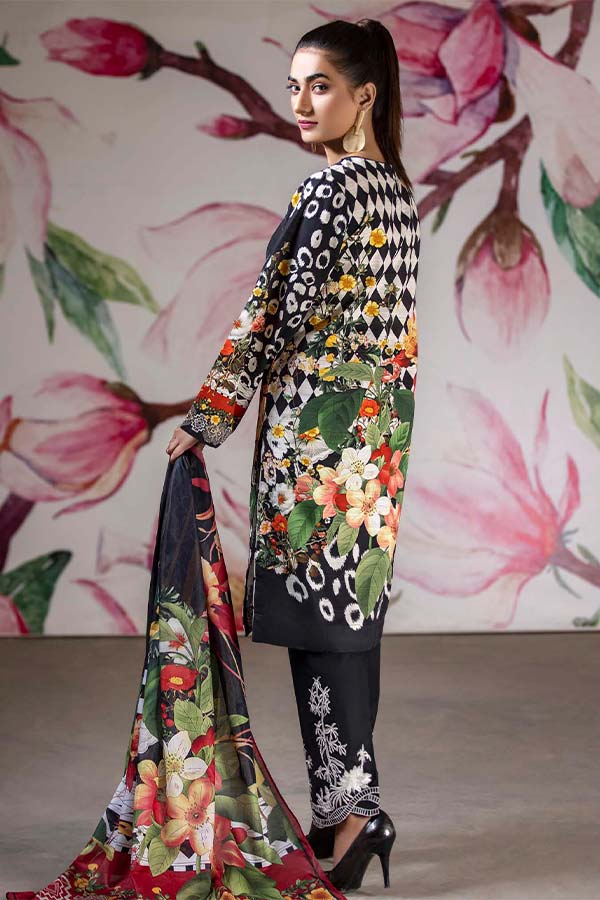 Noor Jahan Gul-O-Gulzar Lawn'22 D#11