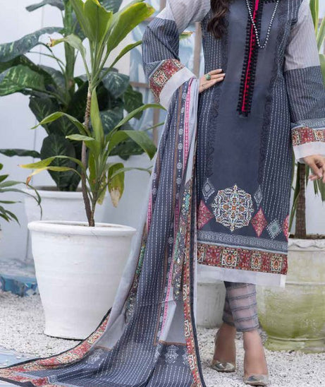 Noor Print Lawn`22 D#110 N Blue