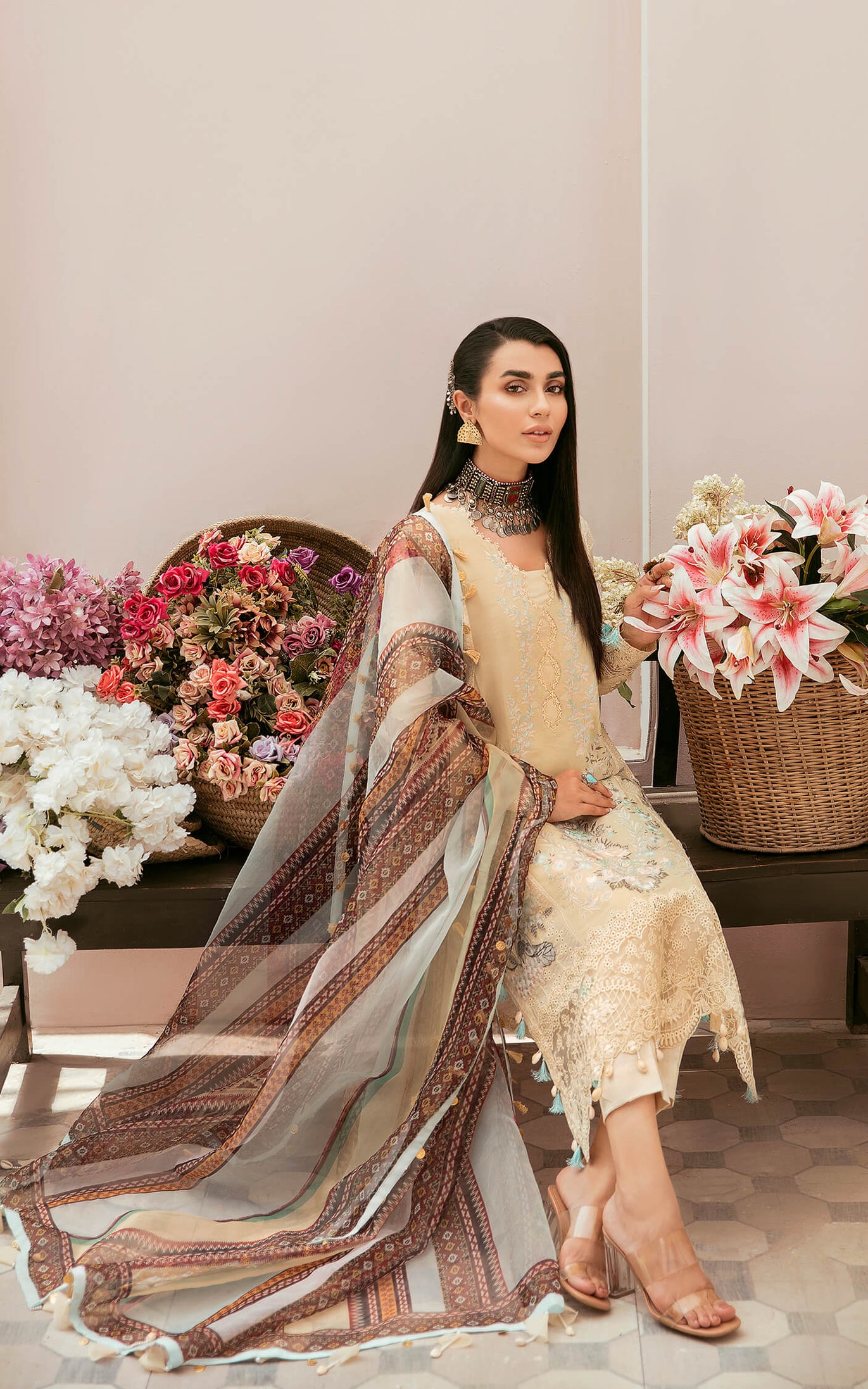 Asifa Nabeel Qaus-e-Quzah Luxury Lawn'22 SS#04