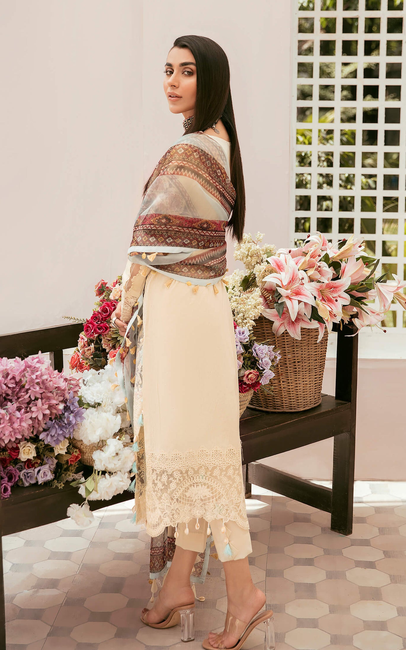 Asifa Nabeel Qaus-e-Quzah Luxury Lawn'22 SS#04