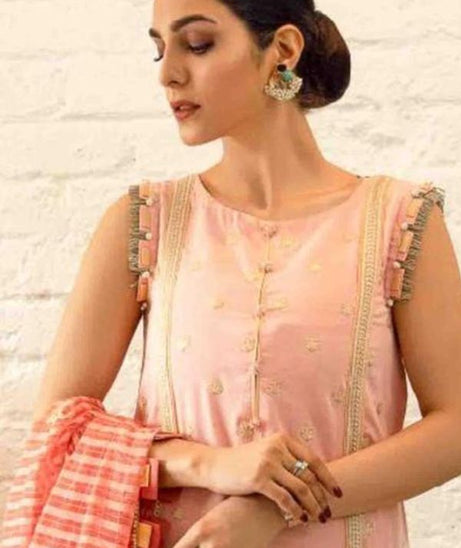 Panache Reign Swiss Lawn`21 D#09