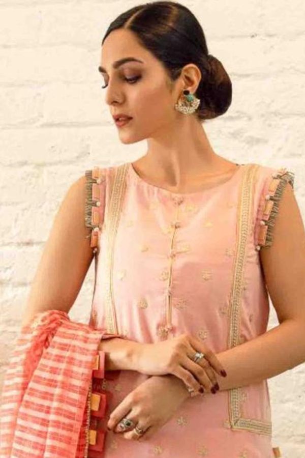 Panache Reign Swiss Lawn`21 D#09