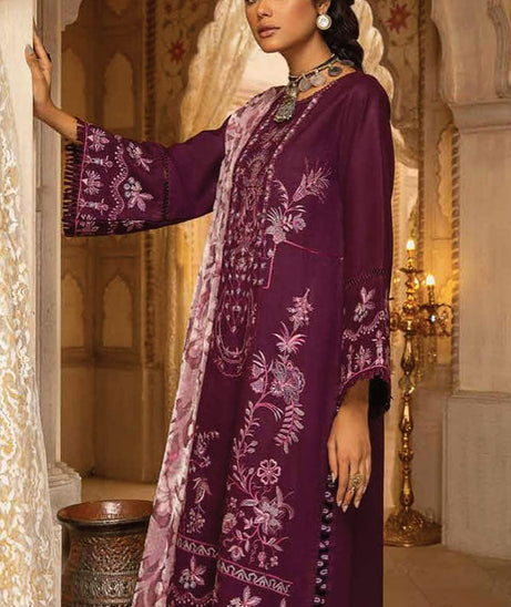Panache Sahiba Emb W/Peach`22 D#10
