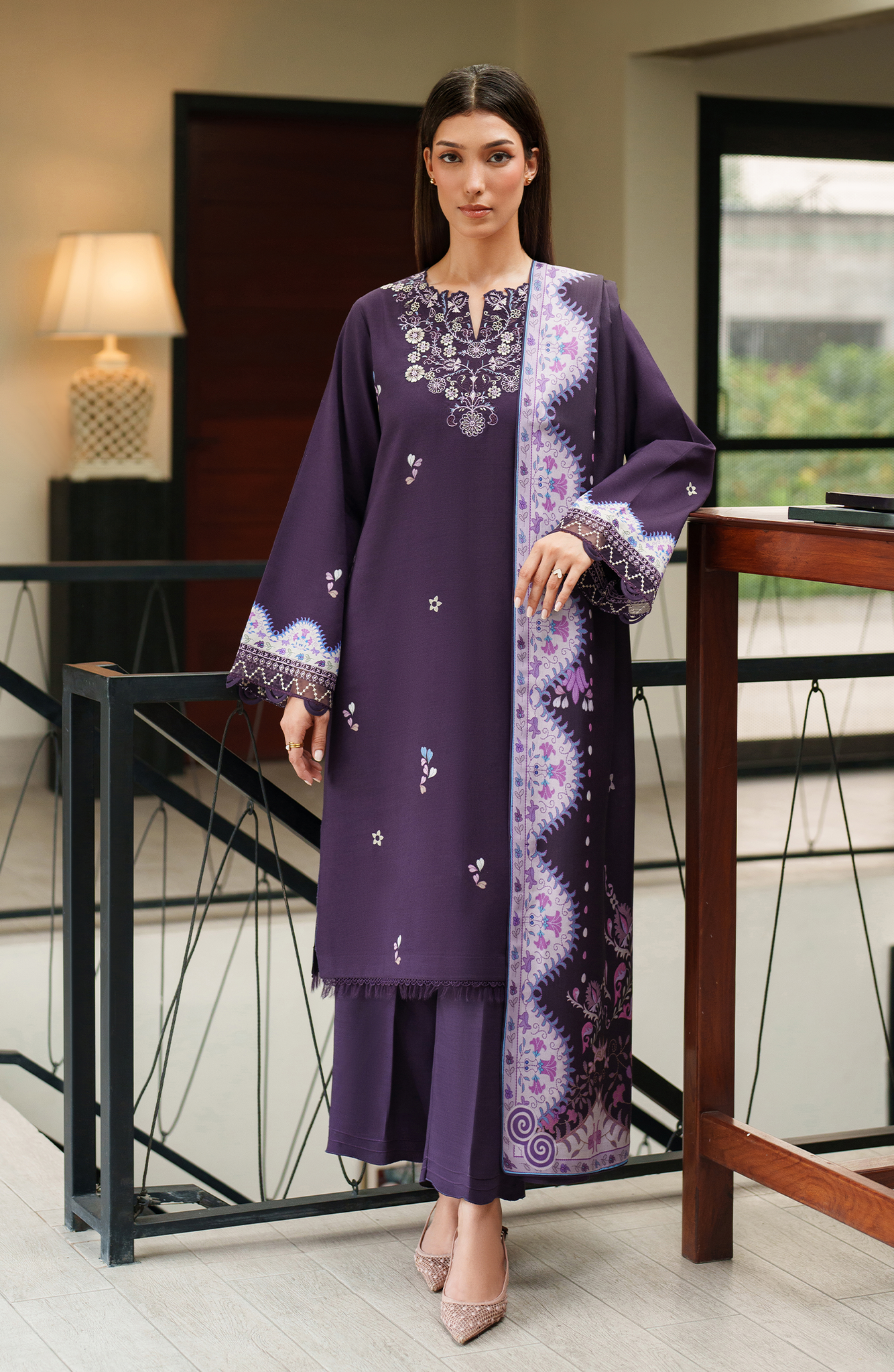 Seran Bellini Emb Winter`25 D#10
