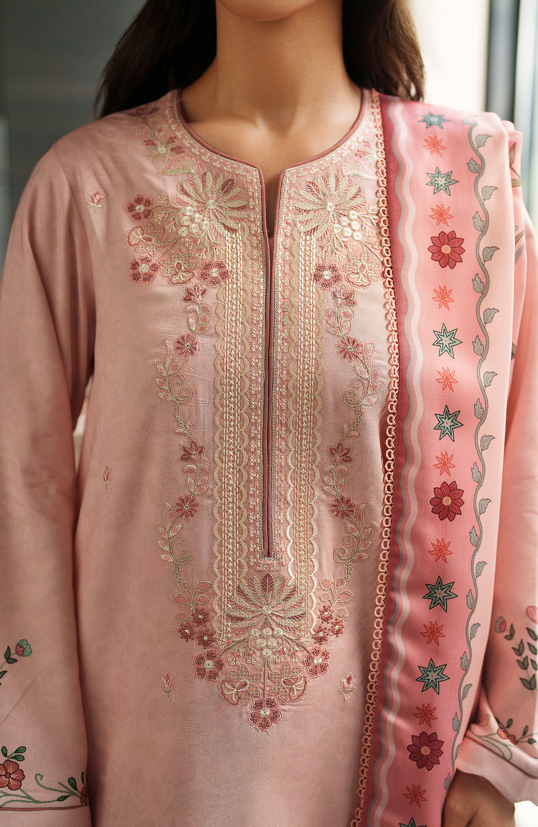 Seran Bellini Emb Winter`25 D#12