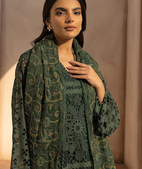 RA Mahee's Elegant Emb Lawn'25 D#02