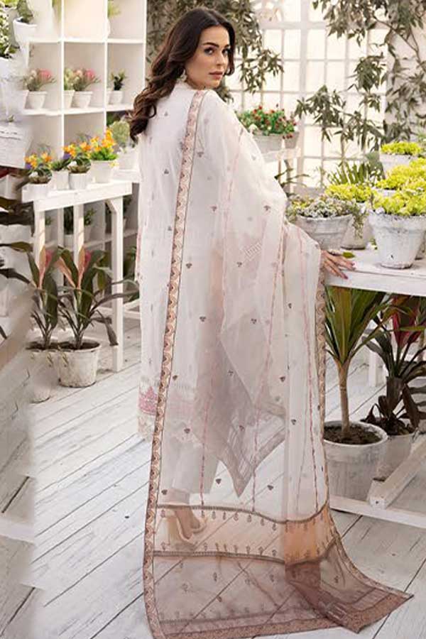 RA Mahee's Exclusive Lawn'23 D#02