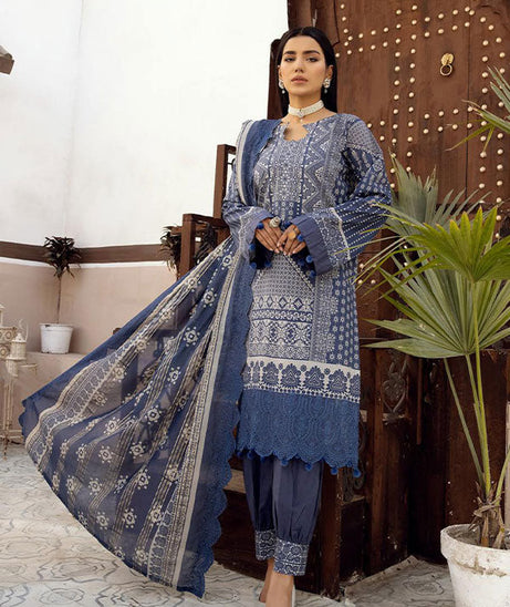 RA Mahee's Tilla Lawn`23 D#10
