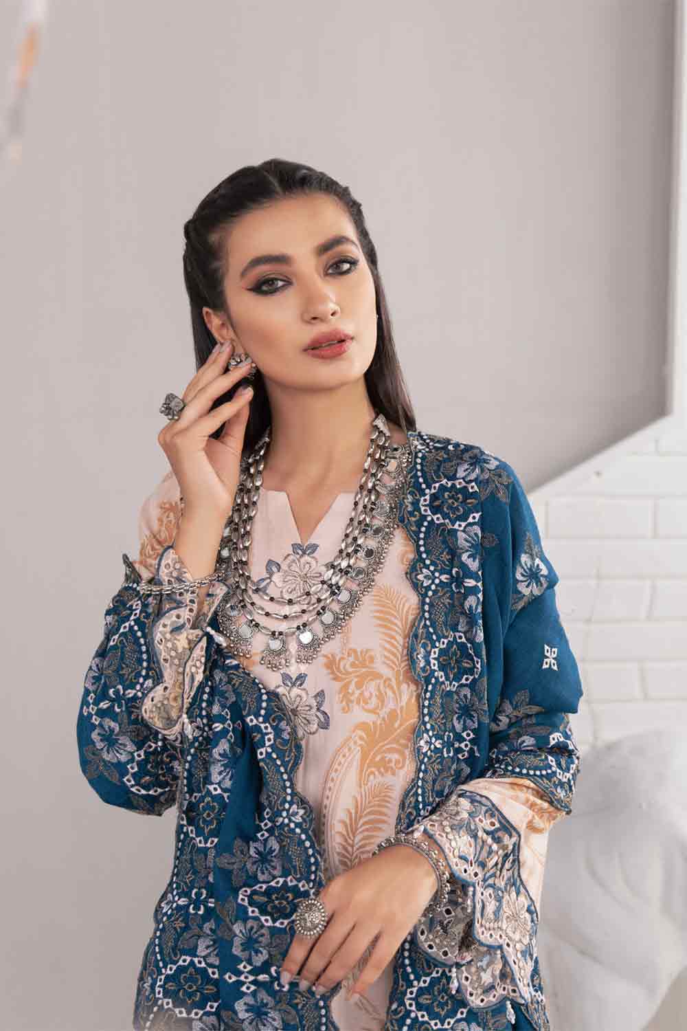 RA Nureh Emb Jacquard L/Peach'21 Vol-3 J#7