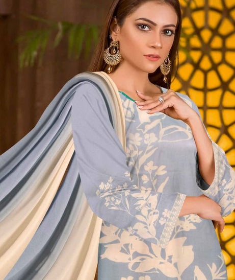 RA Ushna Premium Lawn`25 D#3