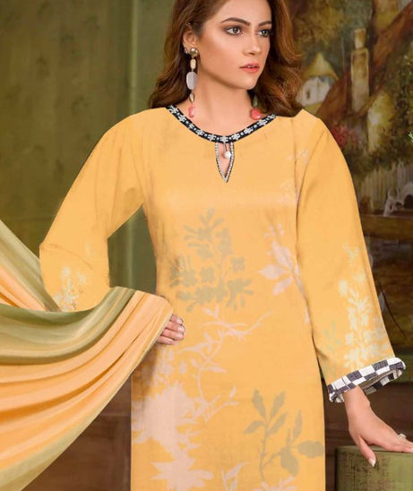 RA Ushna Premium Lawn`25 D#7