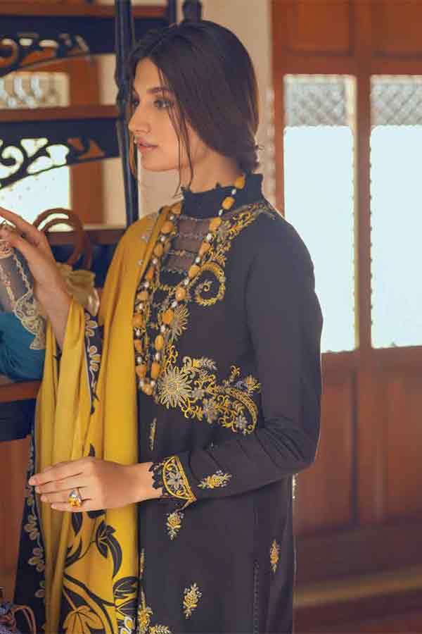 Roheenaz Luxury Winter'22 RNZ#7 B (Manal)