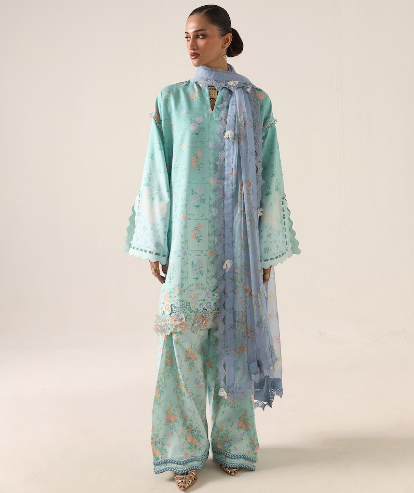 Republic Neoma Lawn`26 SP#01