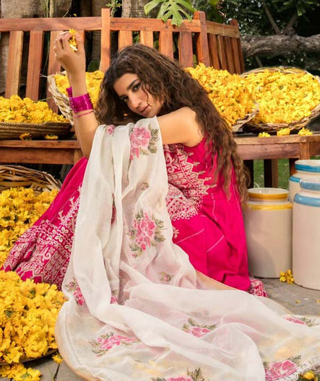 Saira Rizwan X Ittehad Lawn'22 SR#8