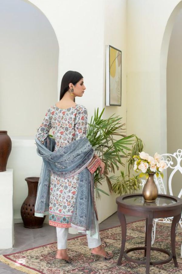 Salina Digital print Lawn`22 Fawn