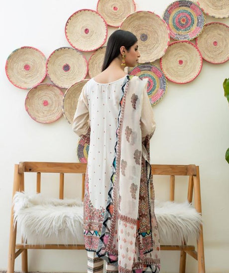 Salina Digital print Lawn`22 L Skin