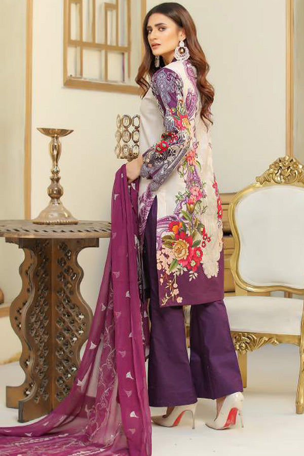 Sanam Saeed Fabura E/Lawn`21 D#03