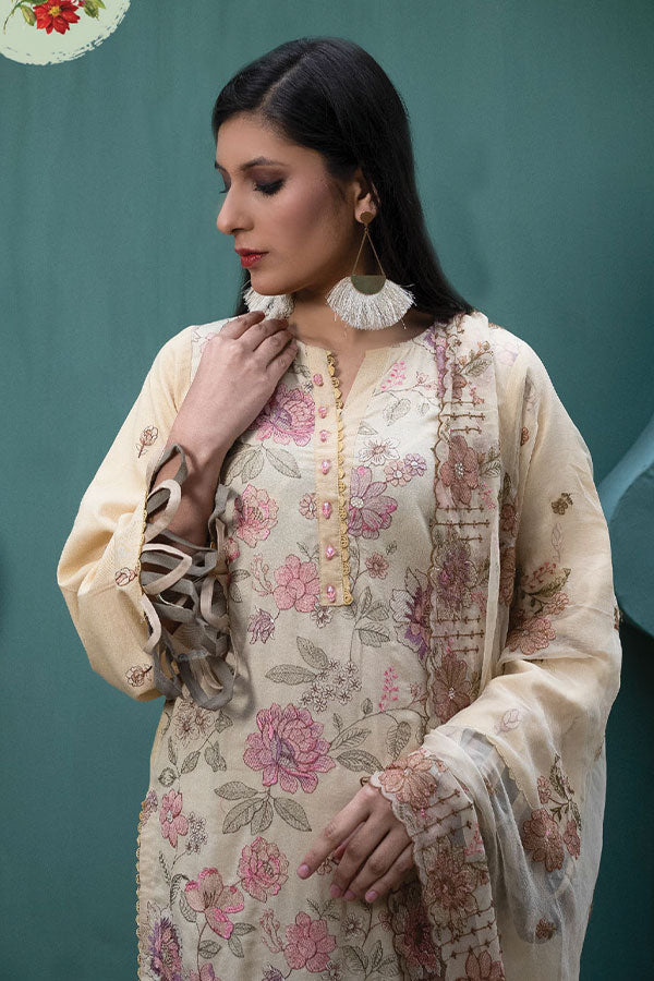 Sanam Saeed Karandi Lawn`23 D#05