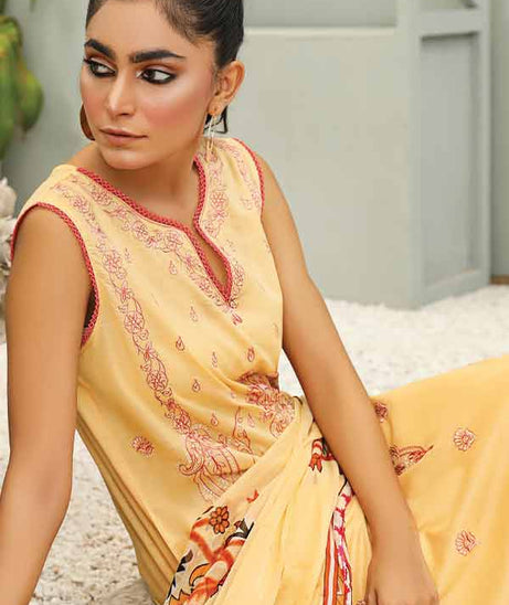 Sanam Saeed Zohra Lawn`23 D#03
