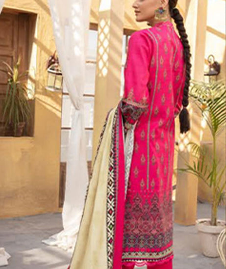 Shaista Nazakat Khaddar`22 D#900