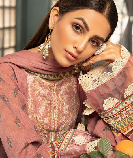 Shaista Swiss Festive Lawn'22 D#156